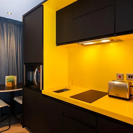 Staycity Castle 4* دبلن