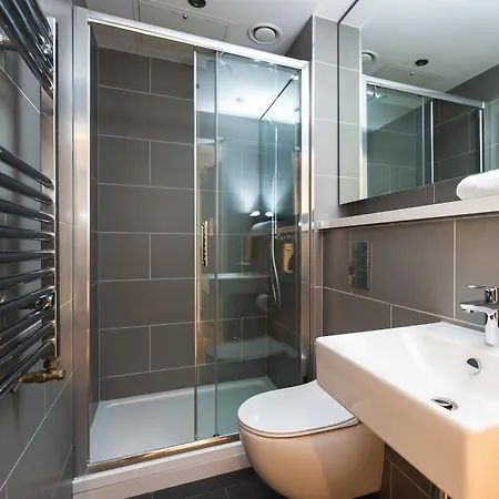 Staycity Castle 4* دبلن