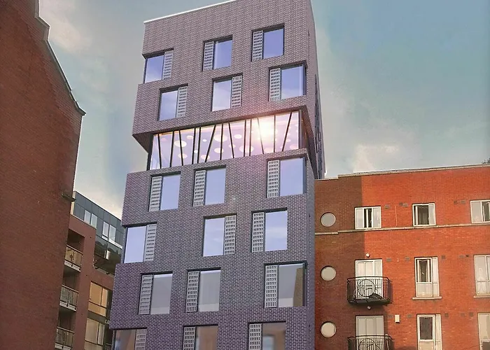 Staycity Castle Hotel