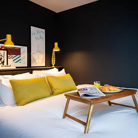 Ξενοδοχείο με διαμερίσματα Staycity Castle 4*